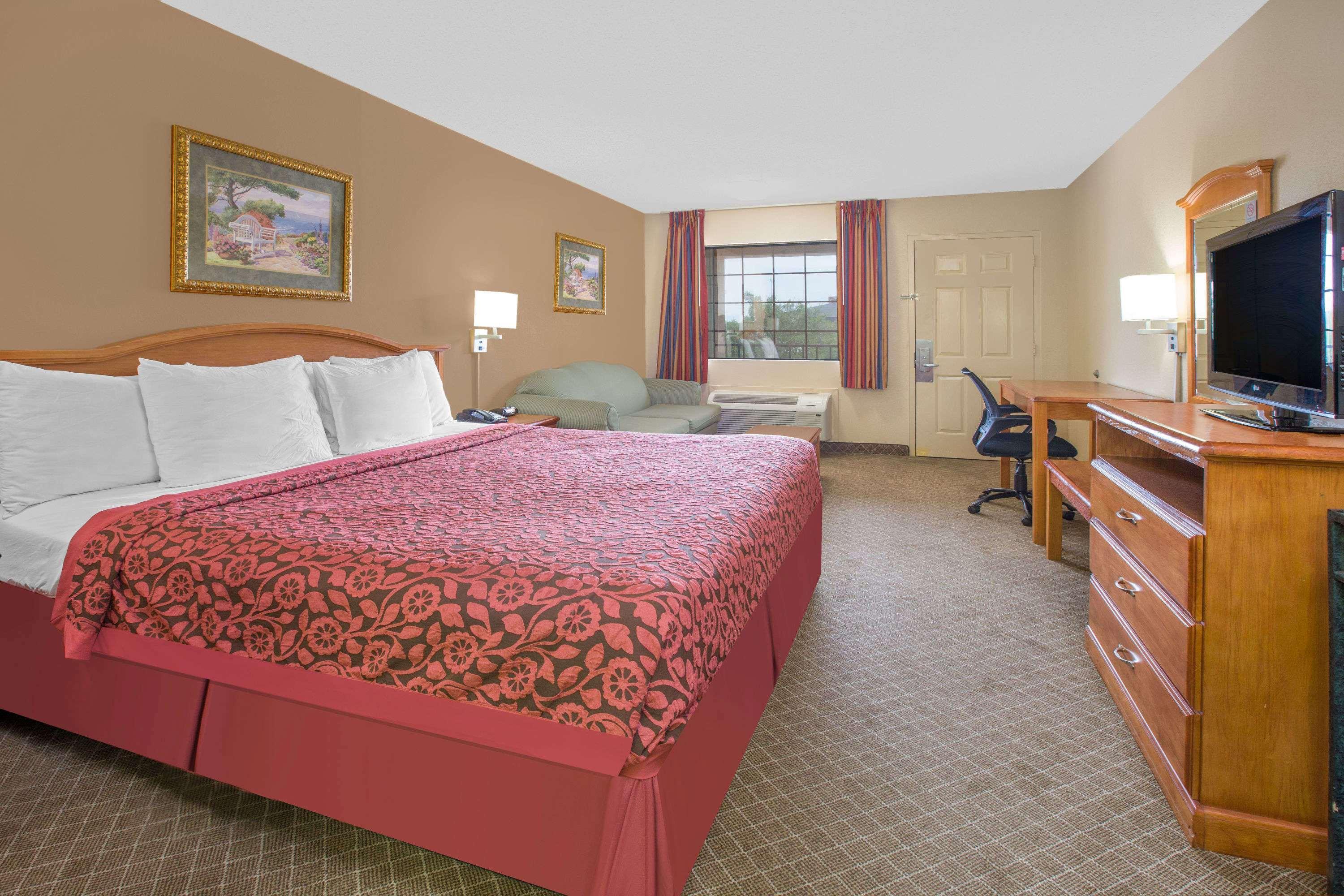 Days Inn By Wyndham Ruston La Экстерьер фото