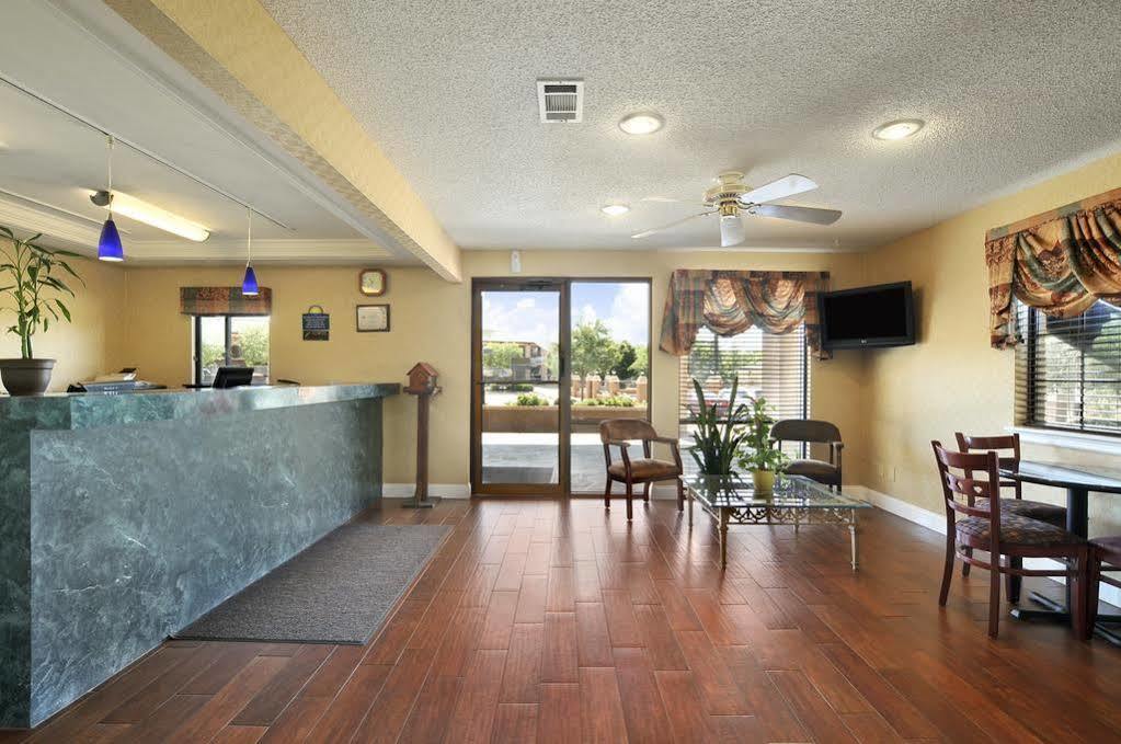 Days Inn By Wyndham Ruston La Экстерьер фото